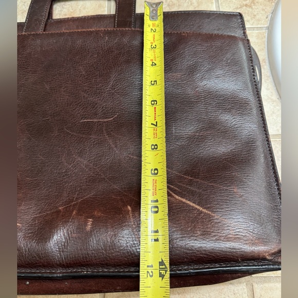 WORN Aged Brown High End WILSONS Leather Briefcase Lawyer Bag Pelle Studio - Picture 11 of 16